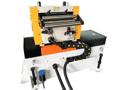 Zigzag Deflection Smart Control Servo Feeder For Blanking Stamping Production Line